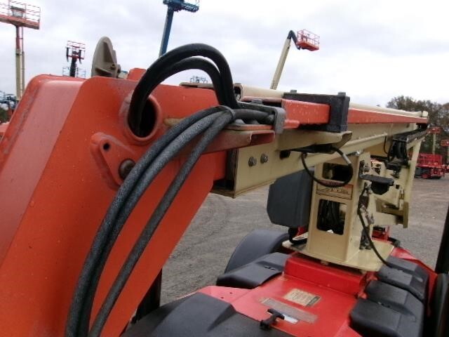 2018 JLG T350-9