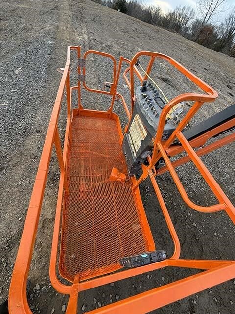 2020 JLG 860SJ-23