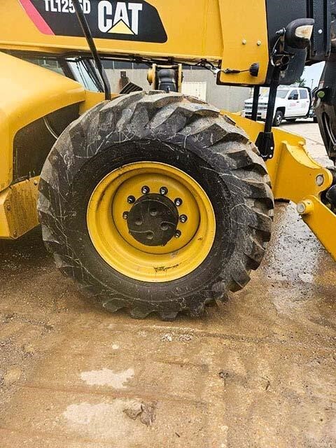 2019 CAT TL1255D-11
