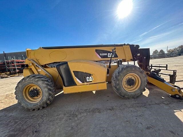 2019 CAT TL1255D-4