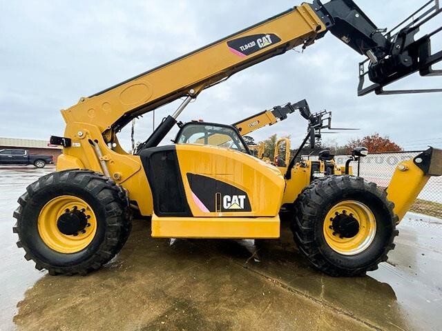 2019 CAT TL943D-5