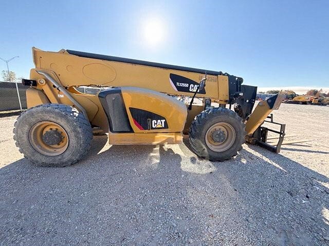 2019 CAT TL1255D-5