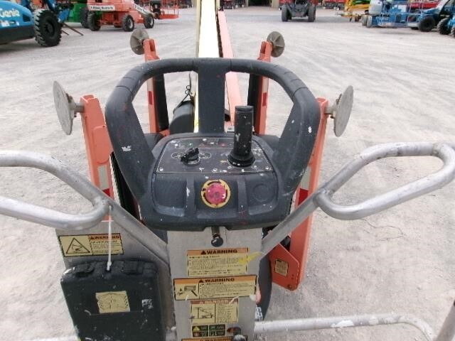 2018 JLG T350-7