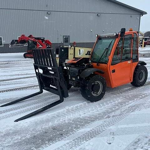 2018 JLG G5-18A