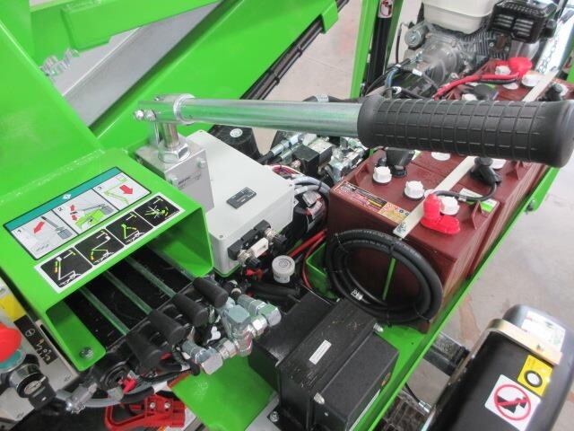 2025 Niftylift AT34T-25