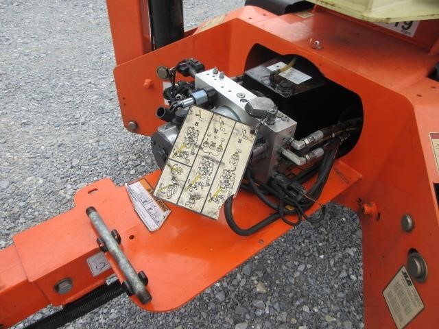 2018 JLG T500J-17