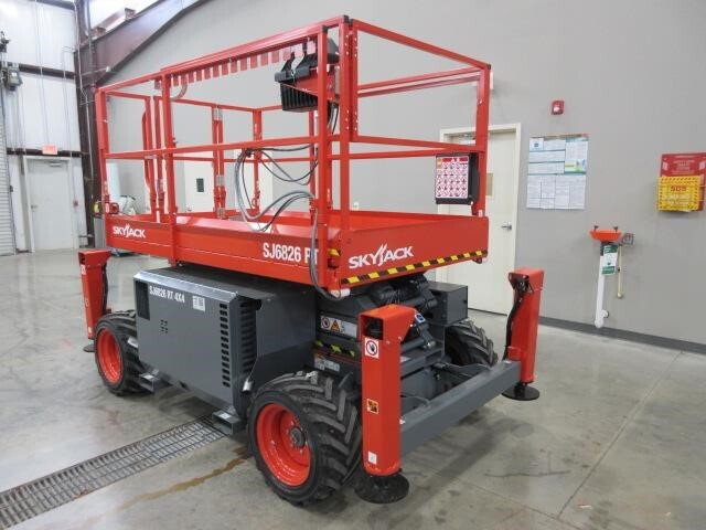 2025 Skyjack SJ-6826RT-4