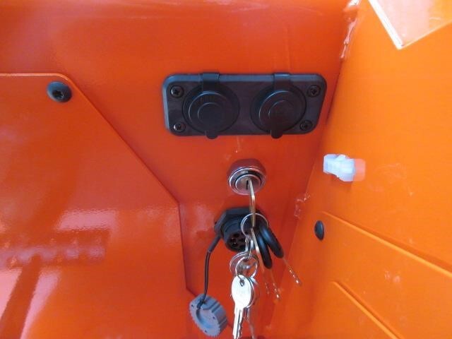 2025 SkyTrak 10054-28