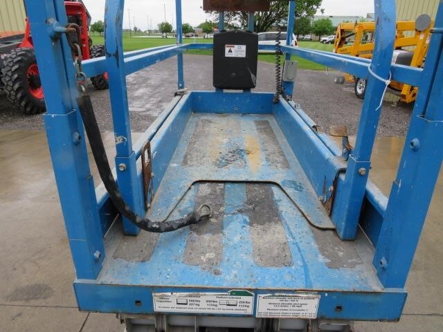 2017 Genie GS-1930-10