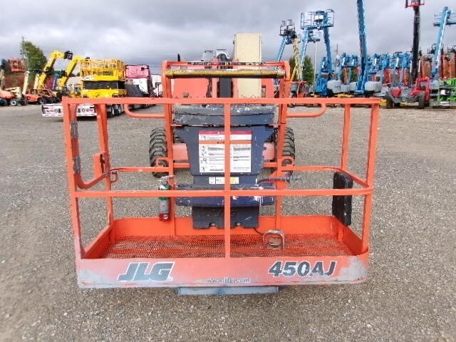 2017 JLG 450AJ-5