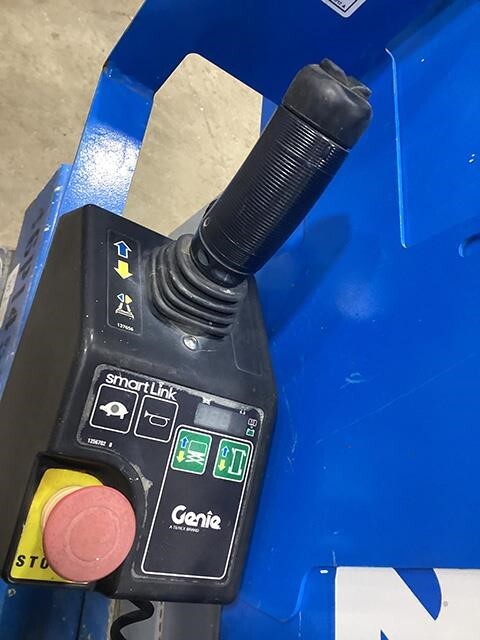 2018 Genie GS-3246-8