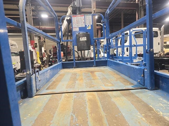 2018 Genie GS-3246-8