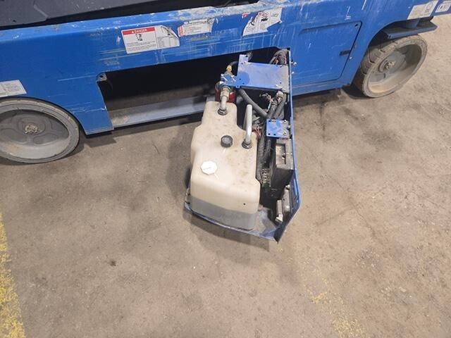 2018 Genie GS-3246-6