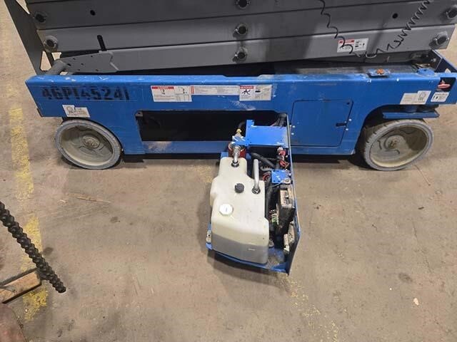 2018 Genie GS-3246-6