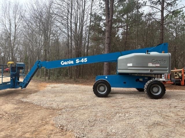 2018 Genie S-45