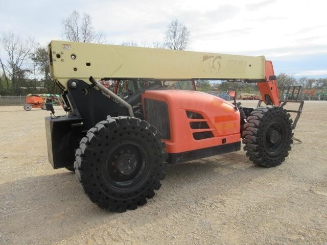 2015 JLG G9-43A