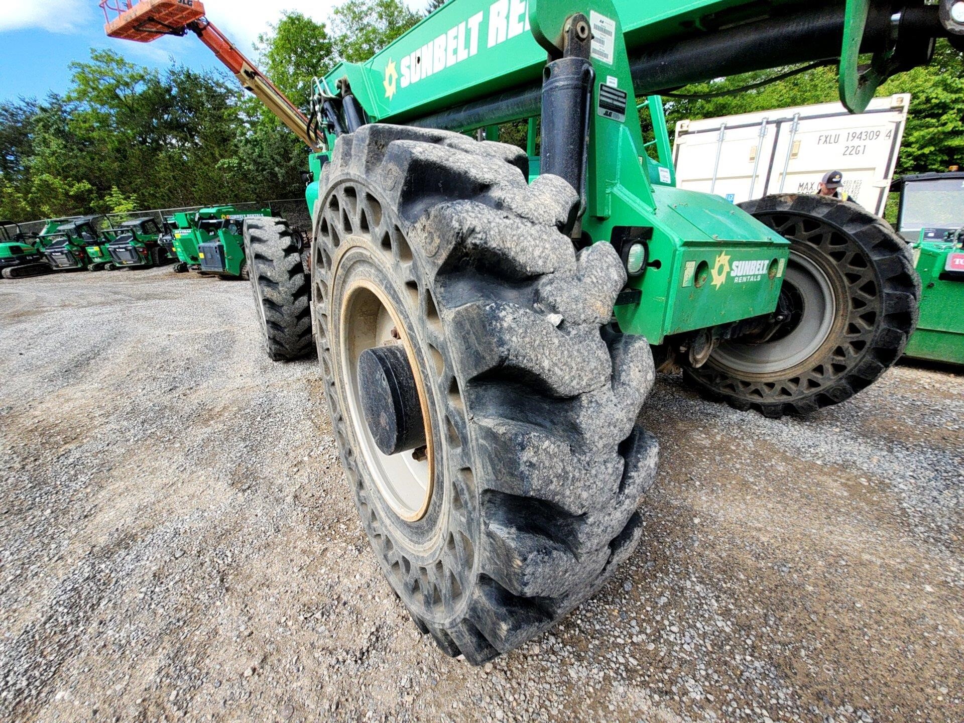 2016 SkyTrak 6042-15