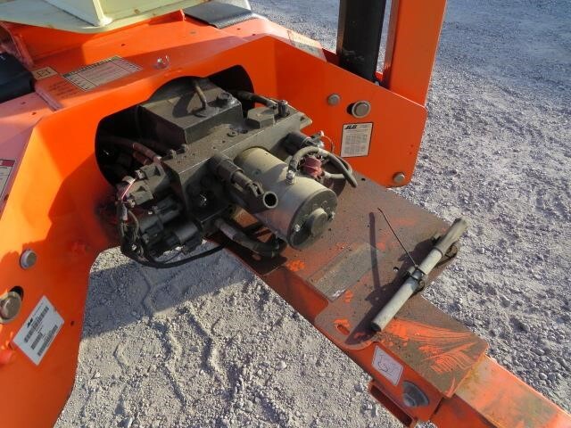 2018 JLG T500J-21