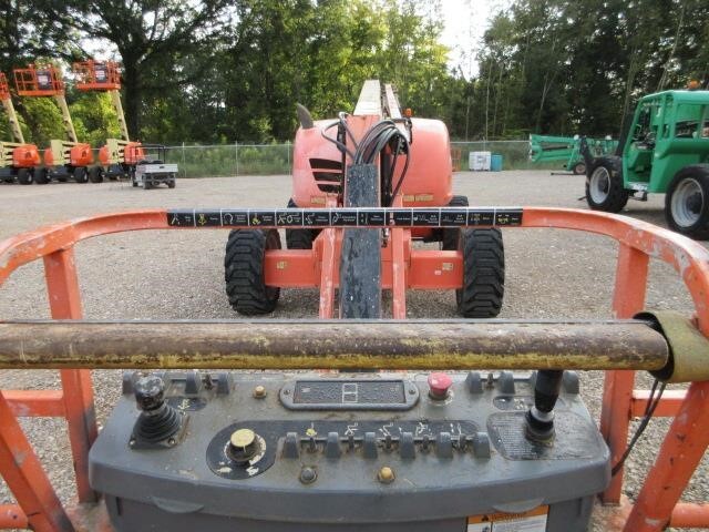 2016 JLG 600AJ-10