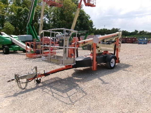 2018 JLG T350