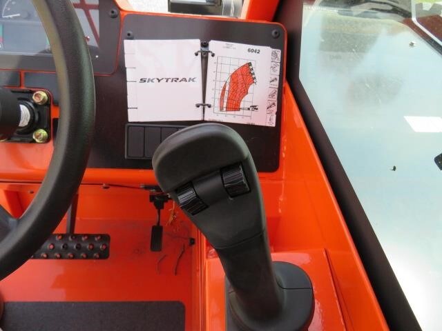 2025 SkyTrak 6042-21
