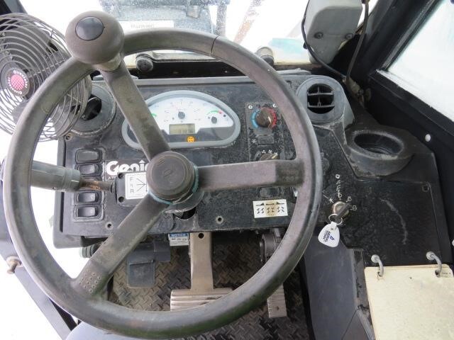 2016 Genie GTH-1056-23