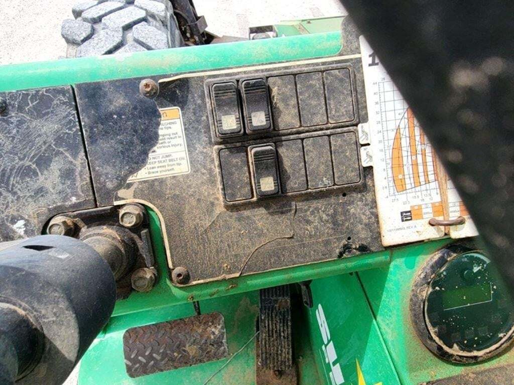 2015 SkyTrak 10042-23