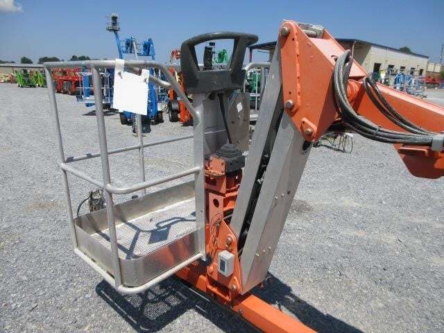2018 JLG T500J-8