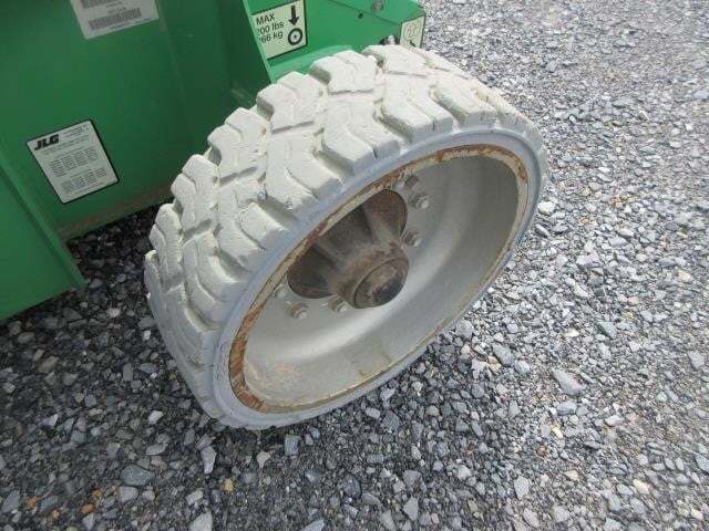 2015 JLG E400AJPN-12