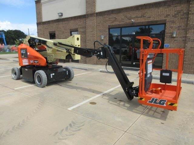 2025 JLG E400AJPN-4