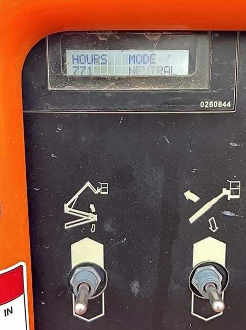 2017 Snorkel AB46JE-11