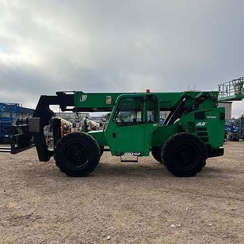 2017 SkyTrak 10042-2