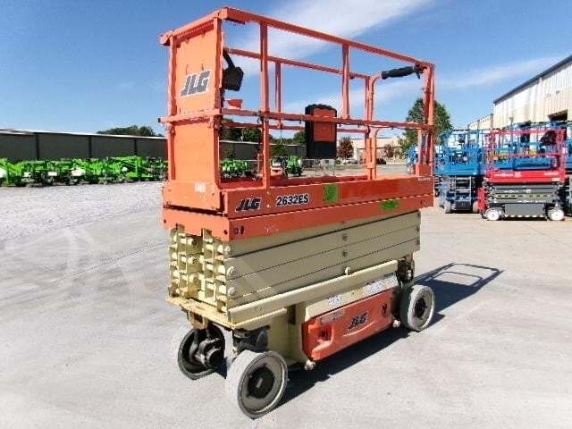2019 JLG 2632ES