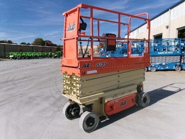 2019 JLG 2632ES