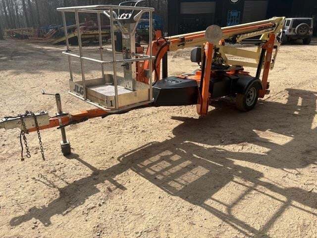 2018 JLG T350