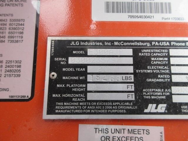 2017 JLG E300AJP-20