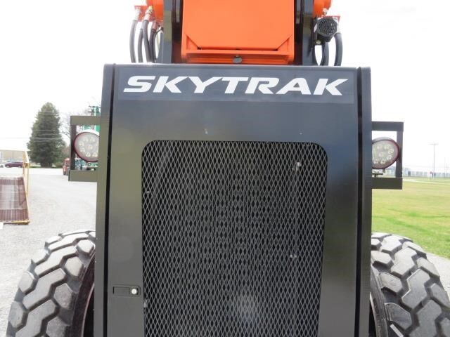 2025 SkyTrak 10054-28