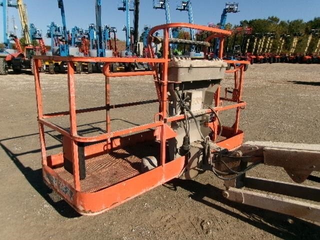 2016 JLG 460SJ-8