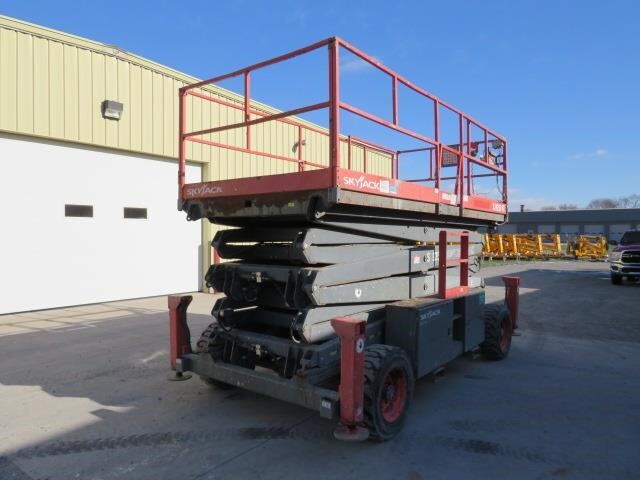 2013 Skyjack SJ9250 RT-8