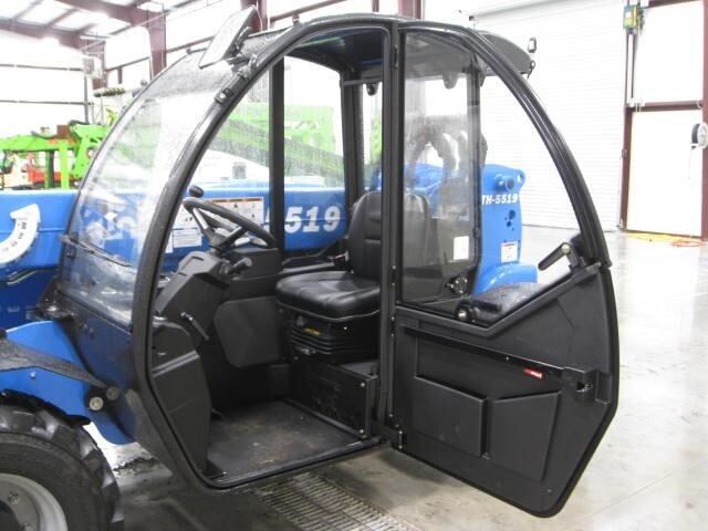 2025 Genie GTH-5519-17