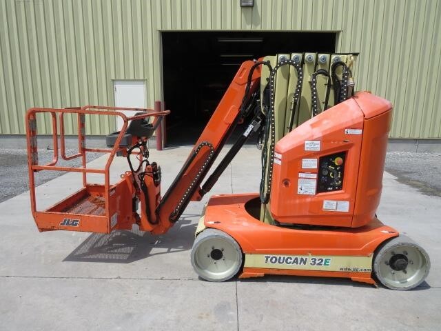 2017 JLG Toucan 32E
