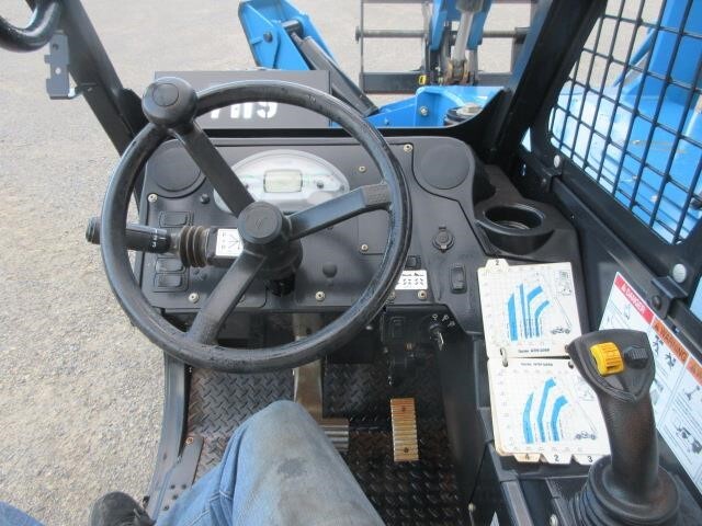 2023 Genie GTH-1056-20