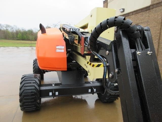 2025 JLG 450AJ-12