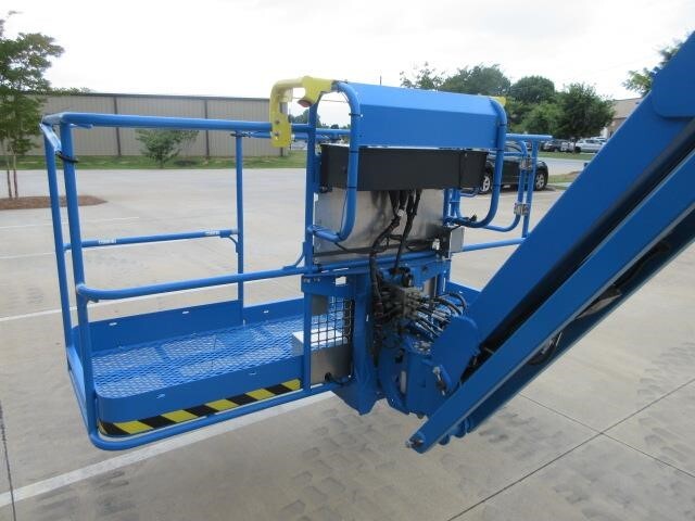 2025 Genie S-65 Trax-9