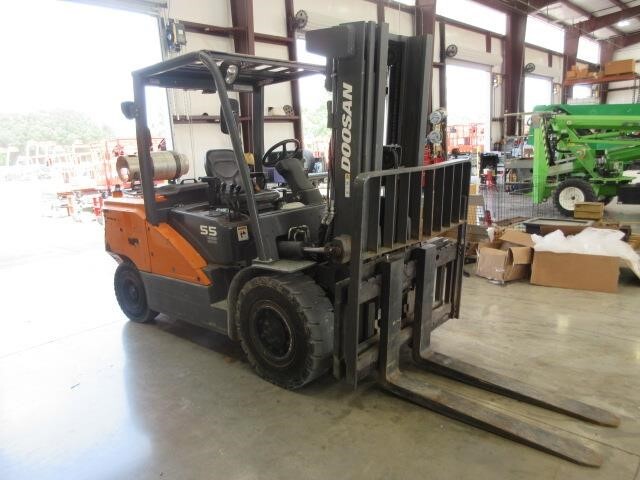 2018 Doosan G55C-7-4