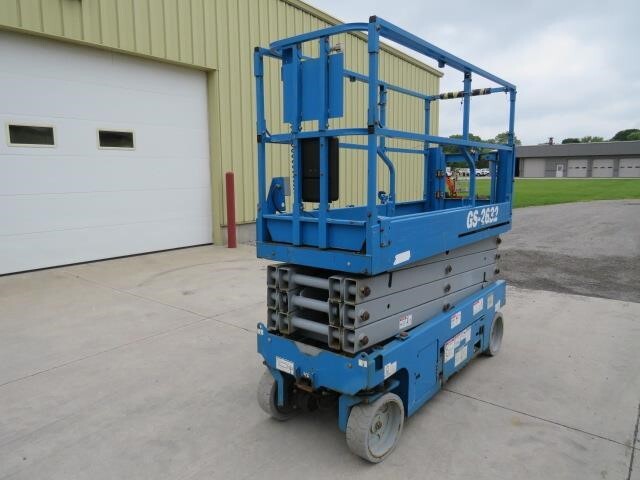 2017 Genie GS-2632-8