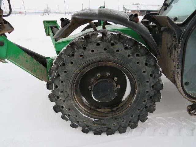 2016 Genie GTH-1056-10