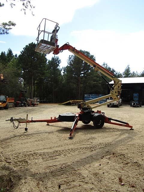 2018 JLG T350-7