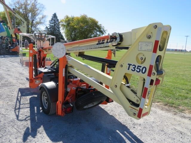 2018 JLG T350-8