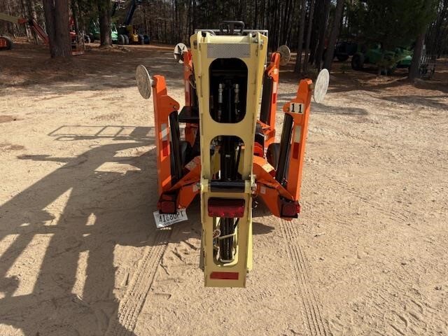 2018 JLG T350-4